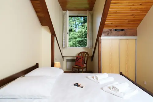 Chambre double avec vue sur la forêt